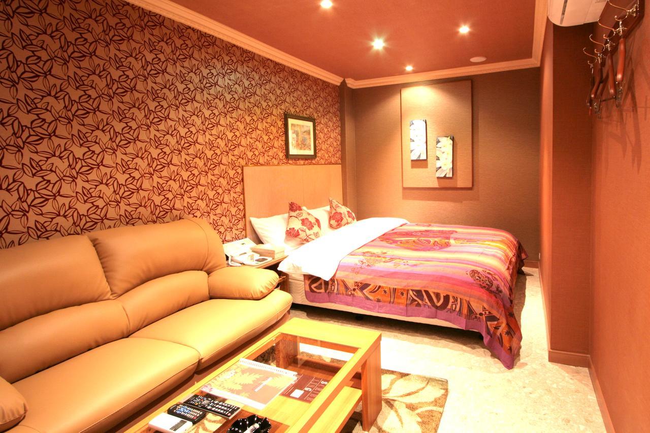Sari Seki Inter (Adults Only) Otel Kameyama Dış mekan fotoğraf