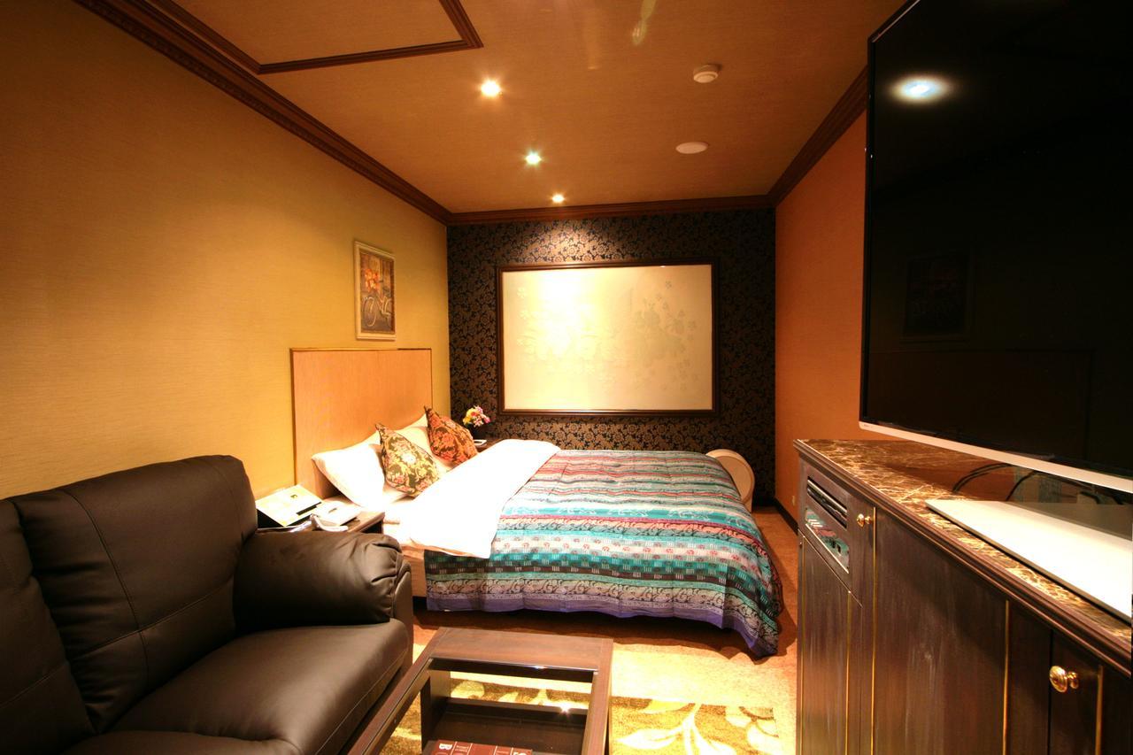Sari Seki Inter (Adults Only) Otel Kameyama Dış mekan fotoğraf