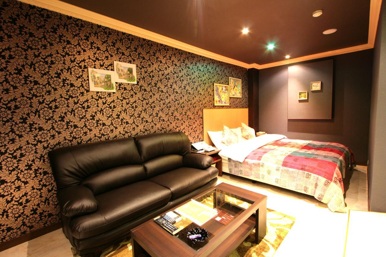 Sari Seki Inter (Adults Only) Otel Kameyama Dış mekan fotoğraf