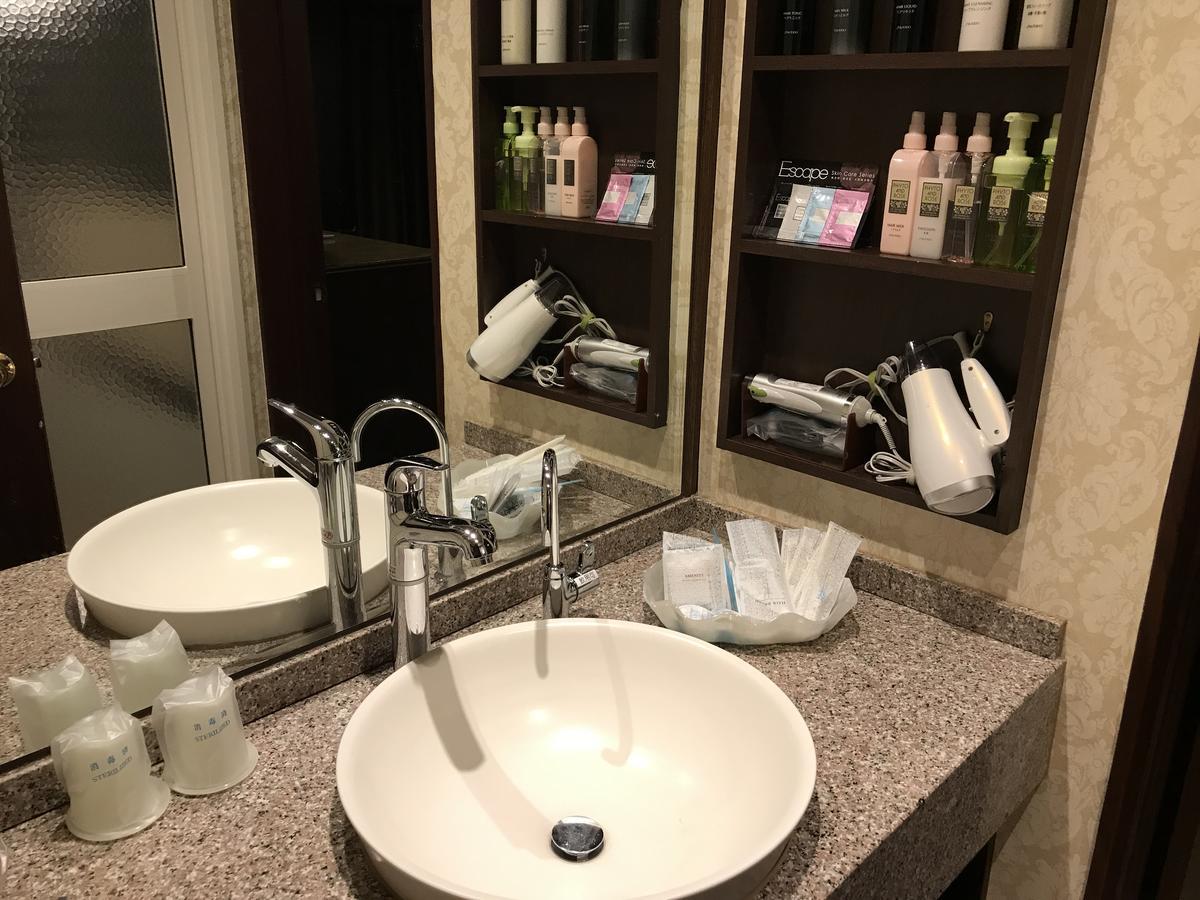 Sari Seki Inter (Adults Only) Otel Kameyama Dış mekan fotoğraf